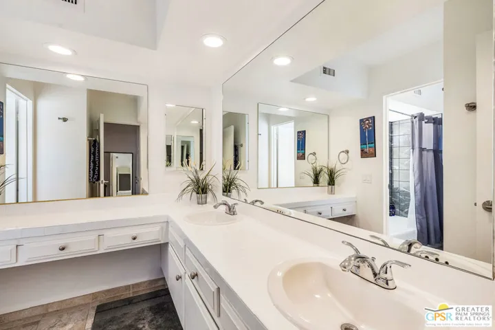 1655 E Palm Canyon Drive 112, Palm Springs, California 92264