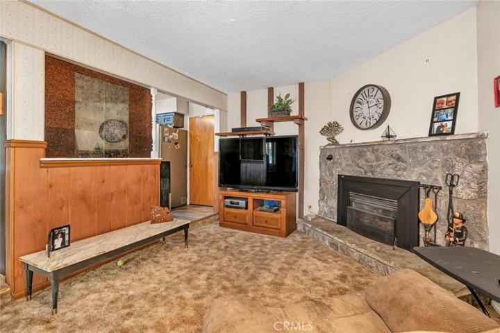 3210 Shamrock Avenue, Merced, California 95340