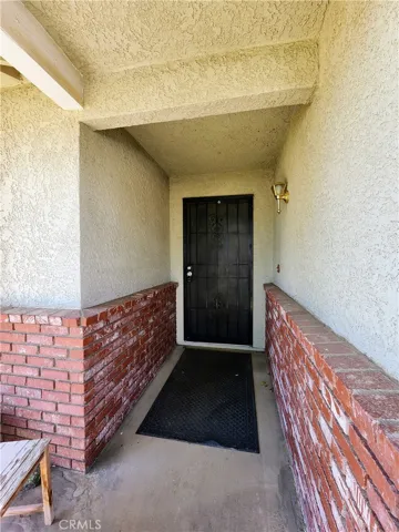 14216 Rivers Edge Road, Helendale, California 92342