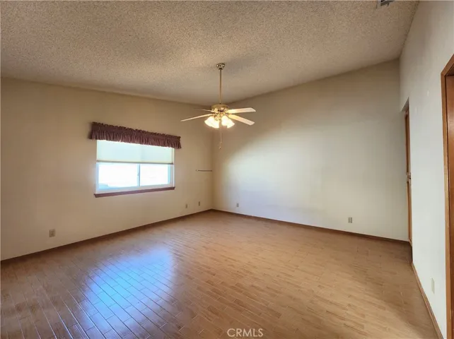 14216 Rivers Edge Road, Helendale, California 92342