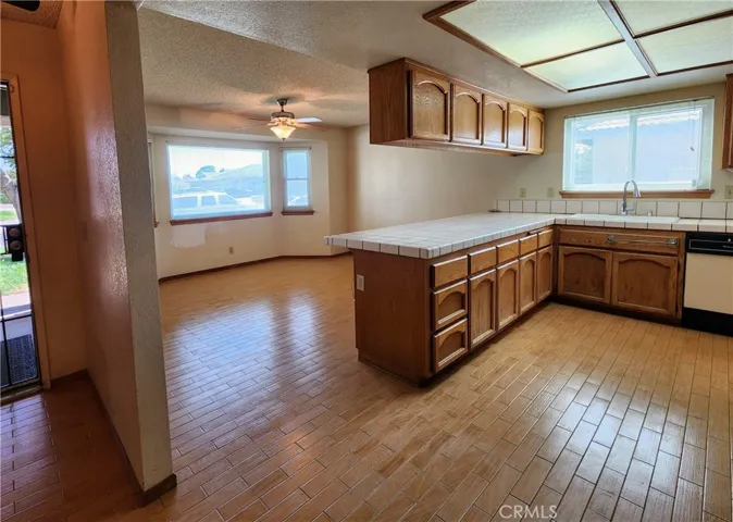 14216 Rivers Edge Road, Helendale, California 92342