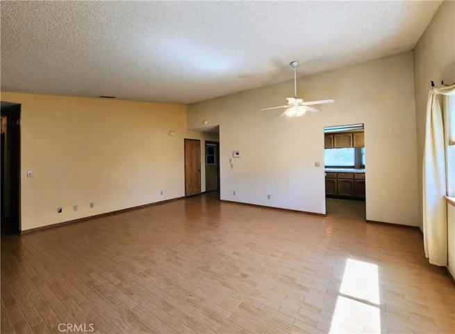 14216 Rivers Edge Road, Helendale, California 92342