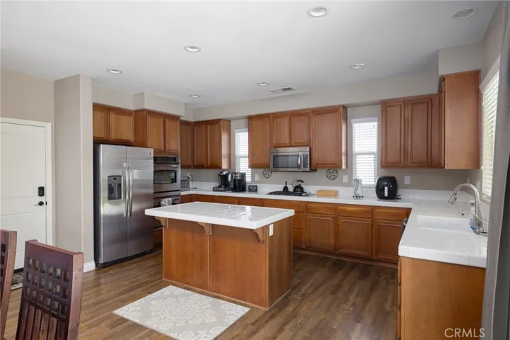 28329 Northmoore Place, Menifee, California 92584