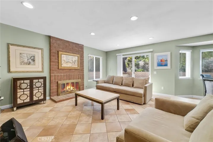 20630 Camino De Los Cantos, Yorba Linda, California 92886