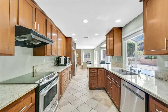 20630 Camino De Los Cantos, Yorba Linda, California 92886