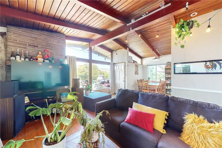 289 Ramona Drive, San Luis Obispo, California 93405