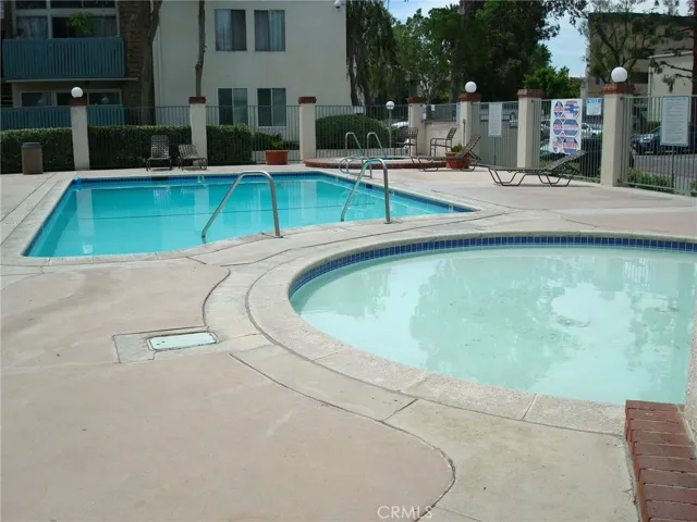 5700 Etiwanda Avenue Unit 216, Tarzana, California 91356