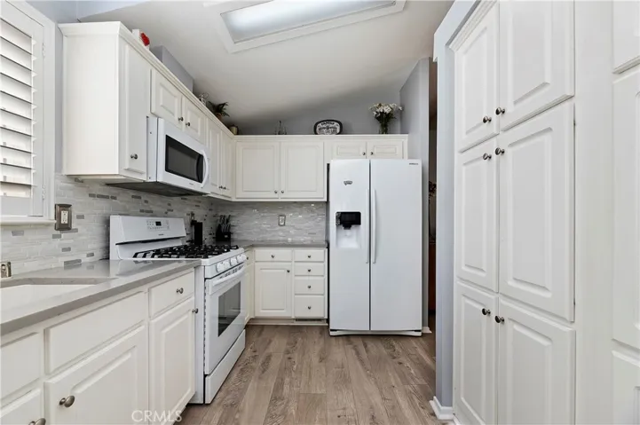 Great Backsplash and large pantry