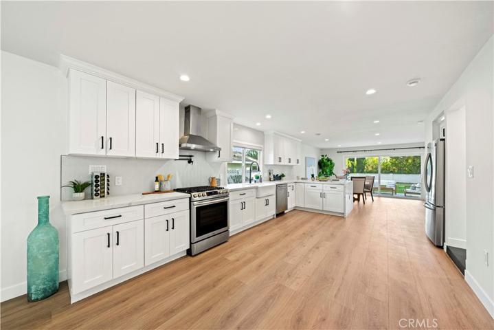 11022 Melvin Avenue, Porter Ranch, California 91326