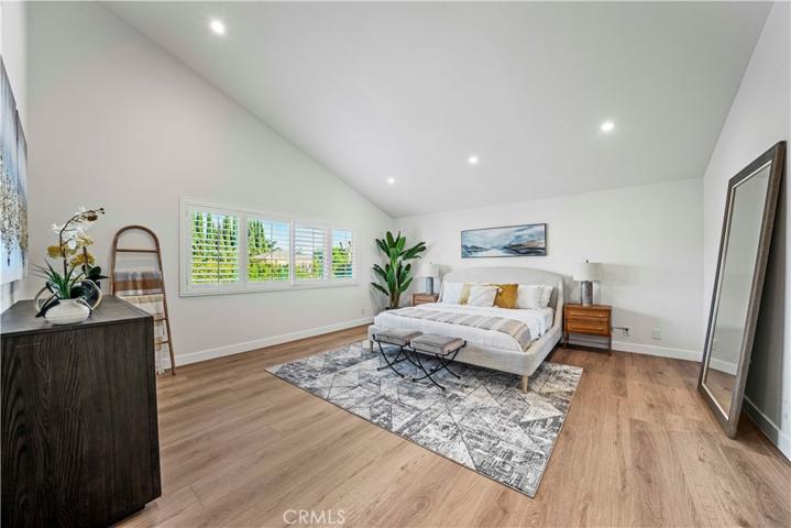 11022 Melvin Avenue, Porter Ranch, California 91326