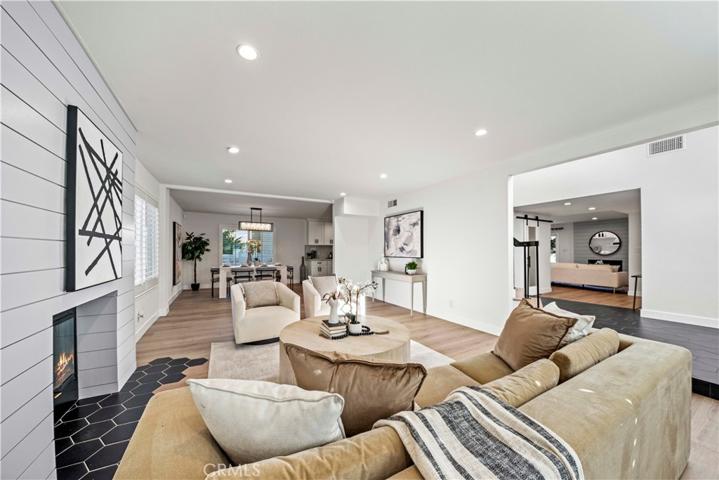 11022 Melvin Avenue, Porter Ranch, California 91326