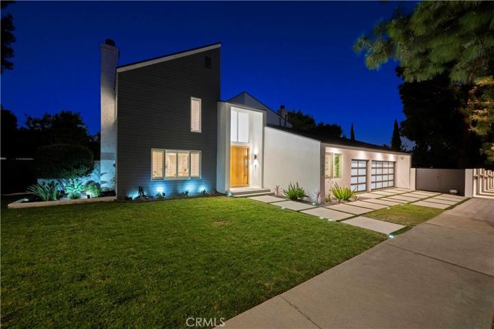 11022 Melvin Avenue, Porter Ranch, California 91326
