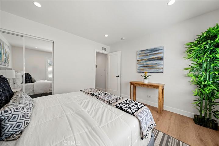 11022 Melvin Avenue, Porter Ranch, California 91326