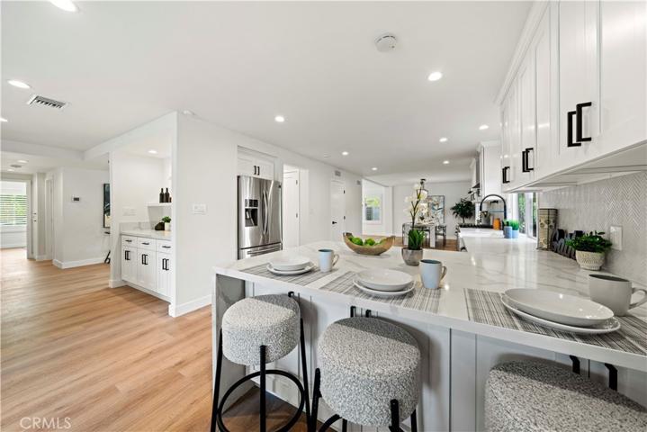 11022 Melvin Avenue, Porter Ranch, California 91326