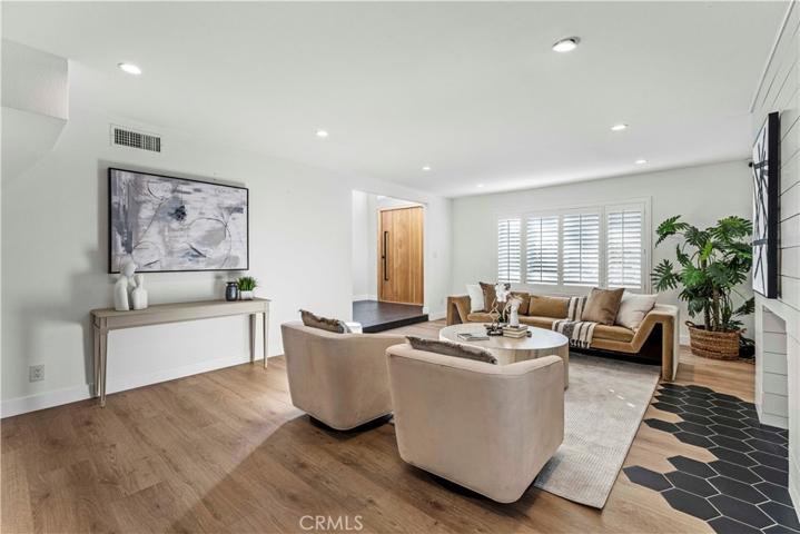 11022 Melvin Avenue, Porter Ranch, California 91326