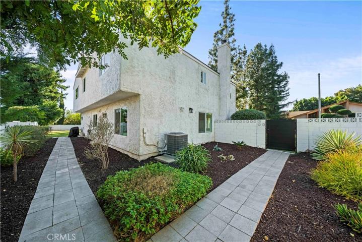 11022 Melvin Avenue, Porter Ranch, California 91326