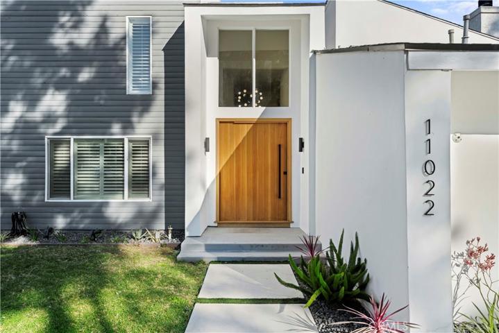 11022 Melvin Avenue, Porter Ranch, California 91326