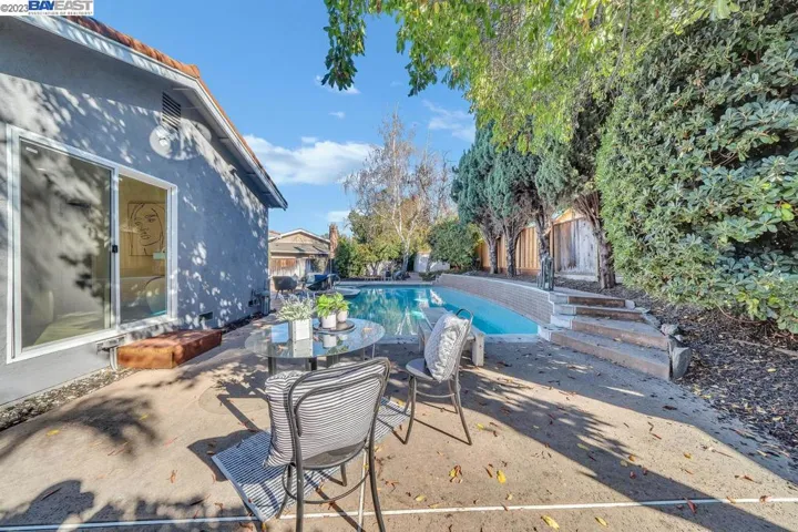 2762 Glorietta Cir, Santa Clara, California 95051