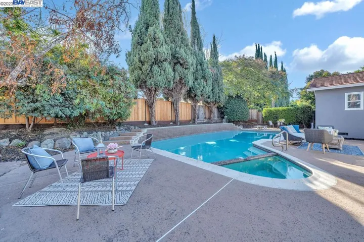 2762 Glorietta Cir, Santa Clara, California 95051