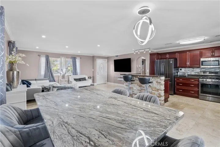 13670 Shablow Avenue, Sylmar, California 91342