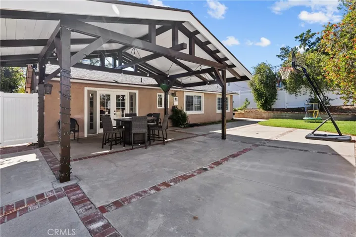 13670 Shablow Avenue, Sylmar, California 91342