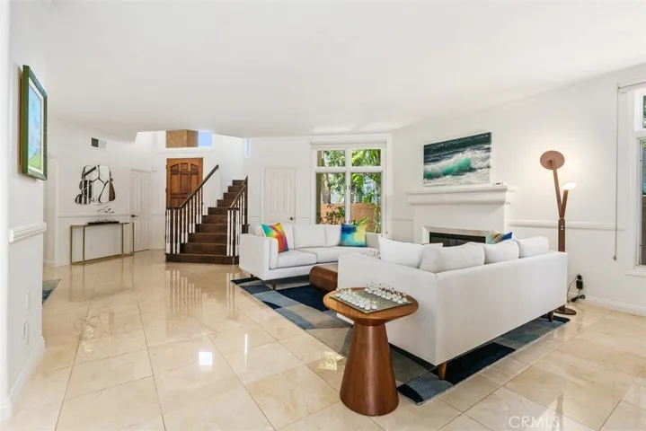 7 San Raphael, Dana Point, California 92629