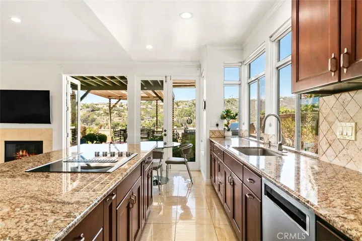 7 San Raphael, Dana Point, California 92629