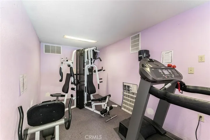 18411 Hatteras Street Unit 147, Tarzana, California 91356