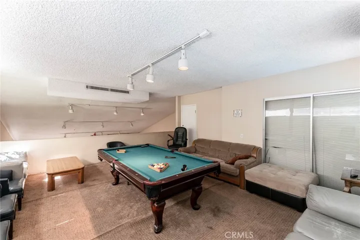 18411 Hatteras Street Unit 147, Tarzana, California 91356