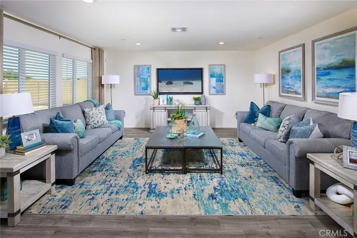 4384 Avenue J-5, Lancaster, California 93536