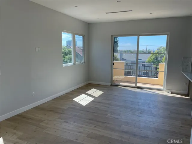 361 Myrtle Street Unit 103, Glendale, California 91203