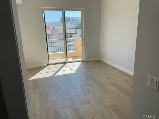 361 Myrtle Street Unit 103, Glendale, California 91203