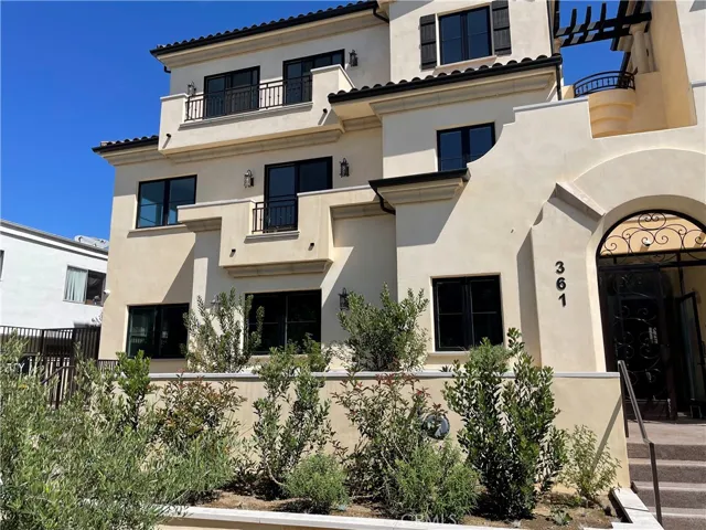 361 Myrtle Street Unit 103, Glendale, California 91203