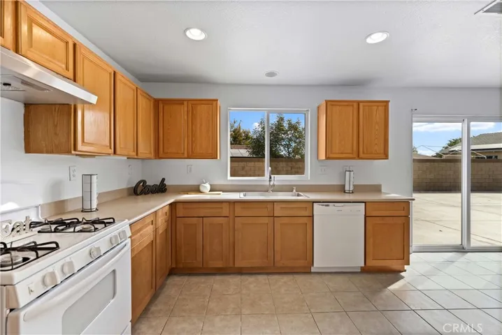43014 23rd W Street, Lancaster, California 93536