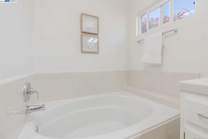5139 Corona Ct, Pleasanton, California 94588