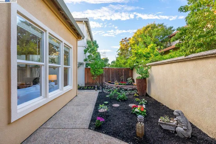 5139 Corona Ct, Pleasanton, California 94588