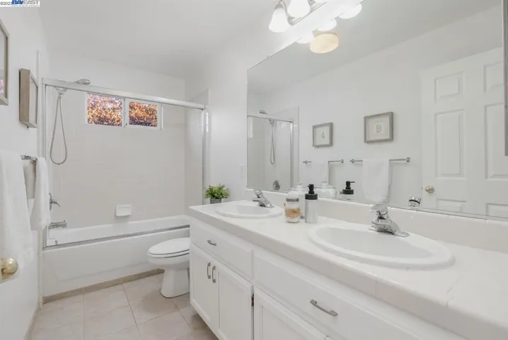 5139 Corona Ct, Pleasanton, California 94588