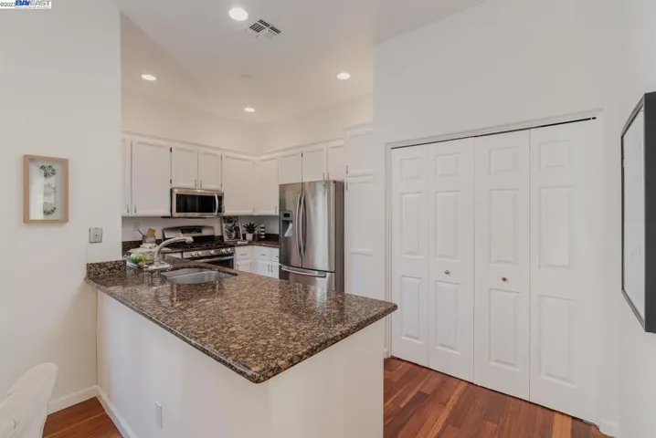 5139 Corona Ct, Pleasanton, California 94588