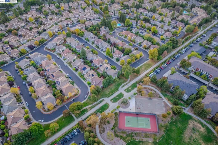 5139 Corona Ct, Pleasanton, California 94588