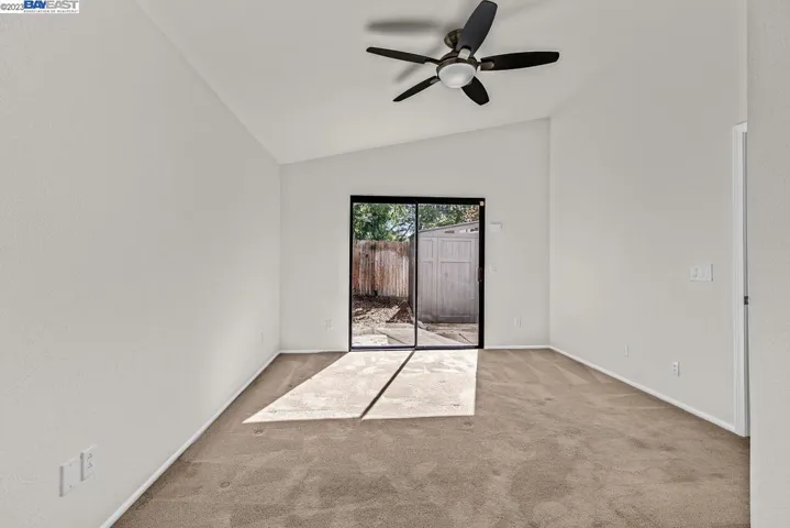 3320 Saxonville Way, Antelope, California 95843