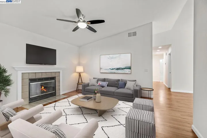 3320 Saxonville Way, Antelope, California 95843