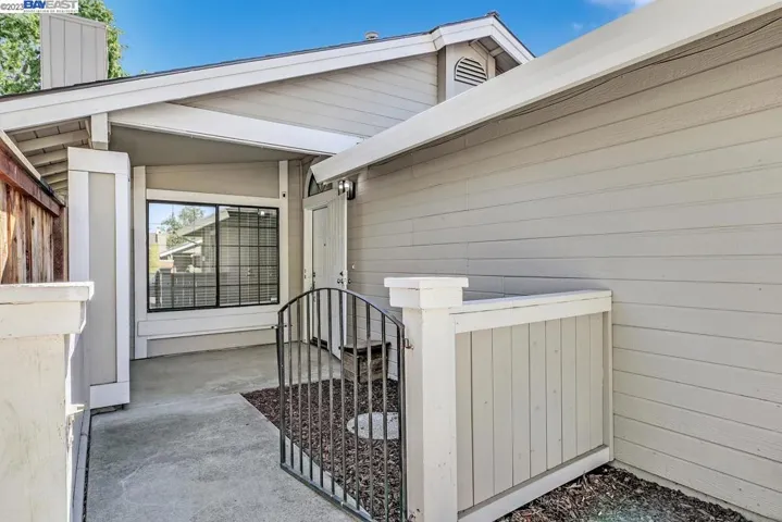 3320 Saxonville Way, Antelope, California 95843
