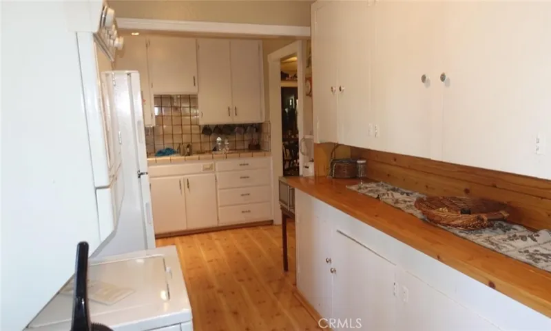 8530 Old State Road, Wofford Heights, California 93285