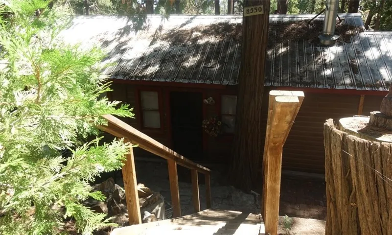 8530 Old State Road, Wofford Heights, California 93285