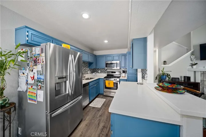 39227 10th W Street Unit F, Palmdale, California 93551