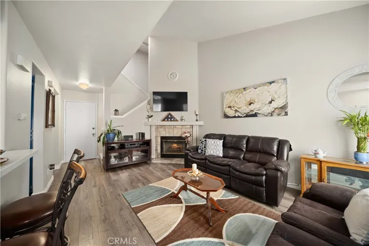 39227 10th W Street Unit F, Palmdale, California 93551