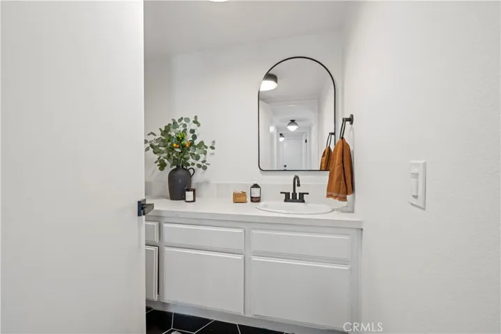 downstairs common bathroom