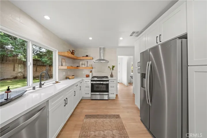 9430 Megan Avenue, Chatsworth, California 91311
