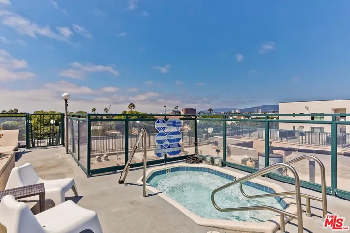 2491 Purdue Avenue 323, Los Angeles, California 90064