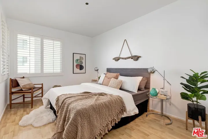 2491 Purdue Avenue 323, Los Angeles, California 90064